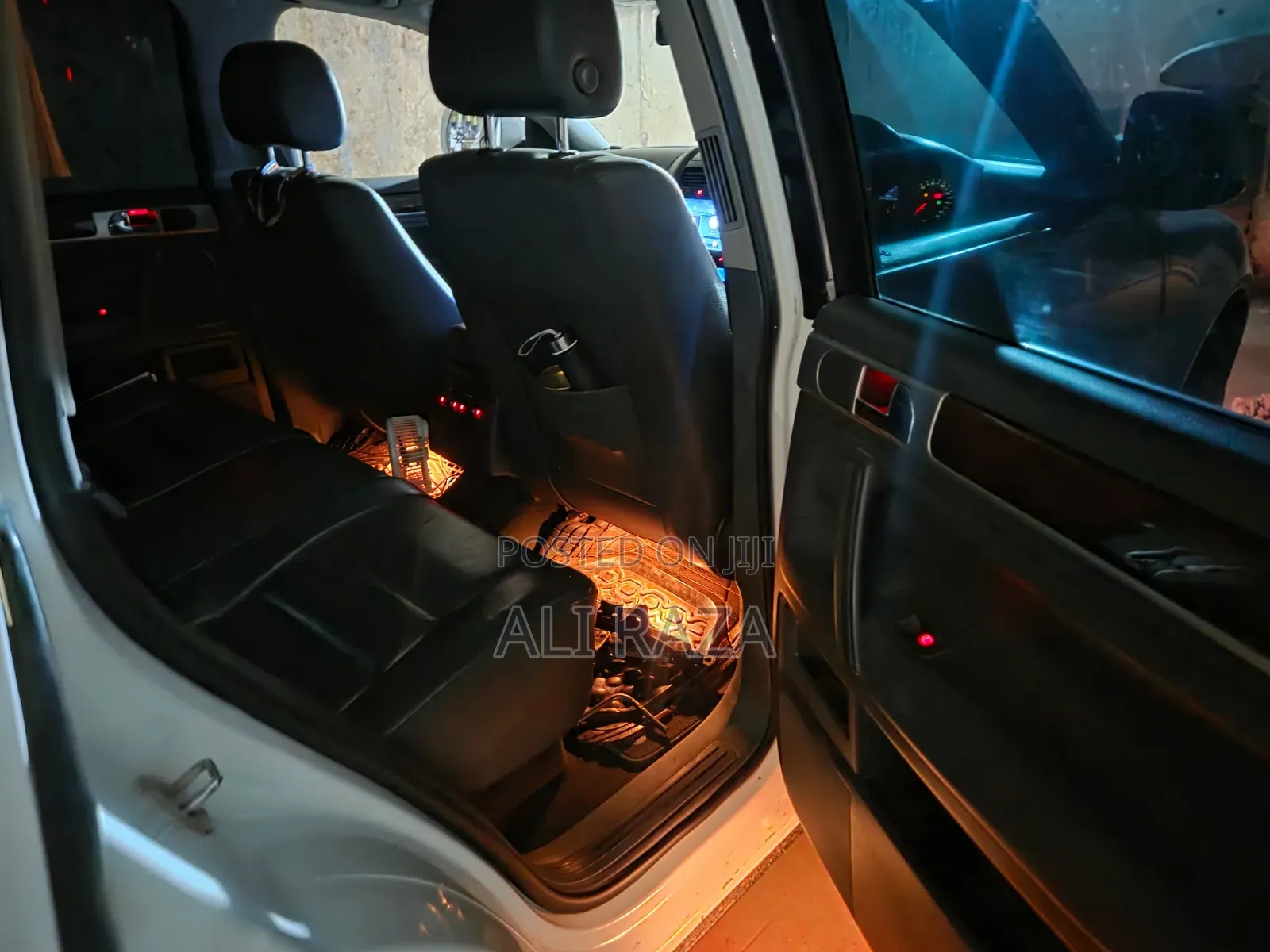 Volkswagen Touareg 3.0 V6 TDi Tiptronic 2009 White