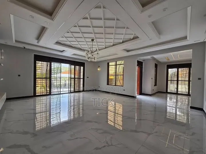 6bdrm Duplex in Kira, Nakawa for sale