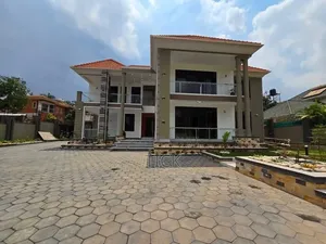 6bdrm Duplex in Kira, Nakawa for sale