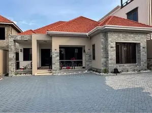 5bdrm House in Kira, Nakawa for sale