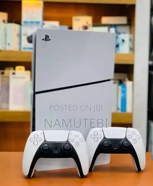 Uk Used PS5 Console With 2 Wireless Controllers & Fc 27