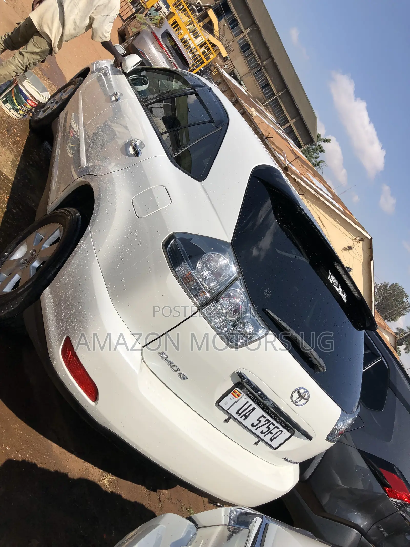 Toyota Harrier 2.4 2012 White