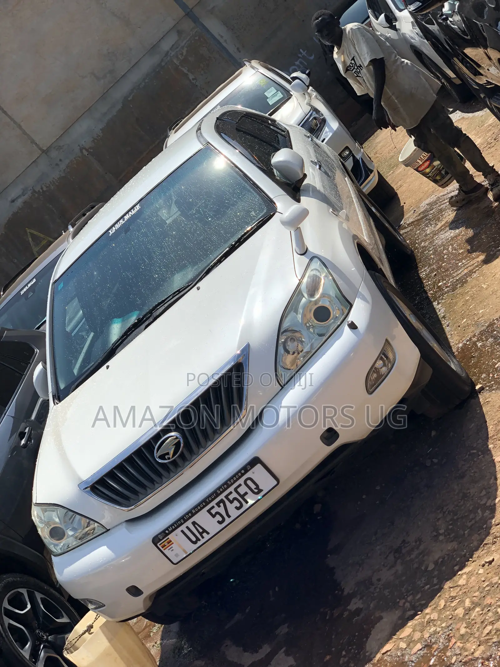 Toyota Harrier 2.4 2012 White