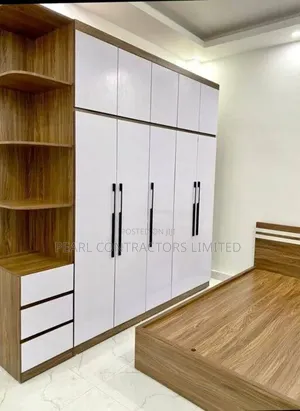 Wardrobe/Legit Wardrobes From 870,000 Per Running Meter.