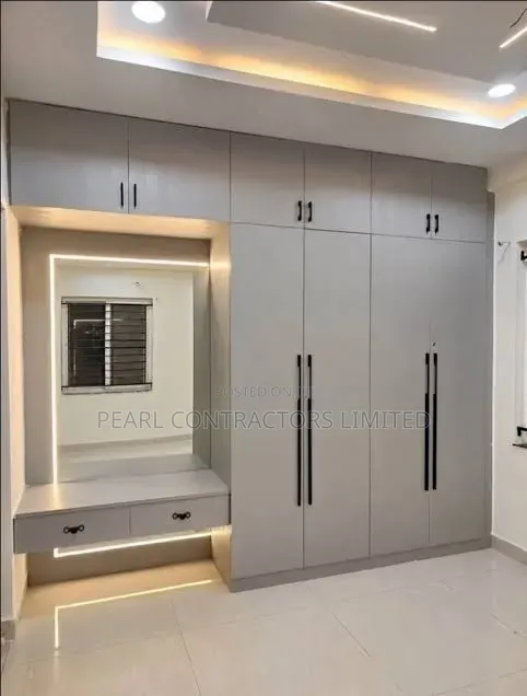 Wardrobes/Enoch's Wardrobe From 850,000 Per Running Meter.