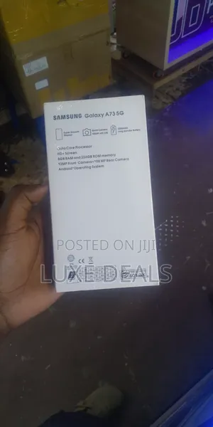 New Samsung Galaxy A73 5G 256 GB Green
