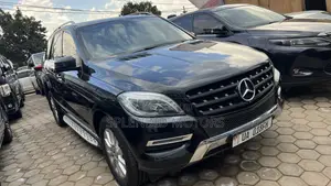 Mercedes-Benz M Class 2012 Black
