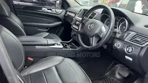 Mercedes-Benz M Class 2012 Black