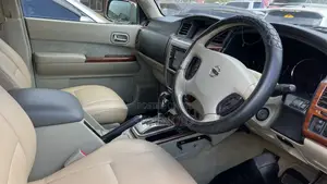 Nissan Patrol 2010 Black