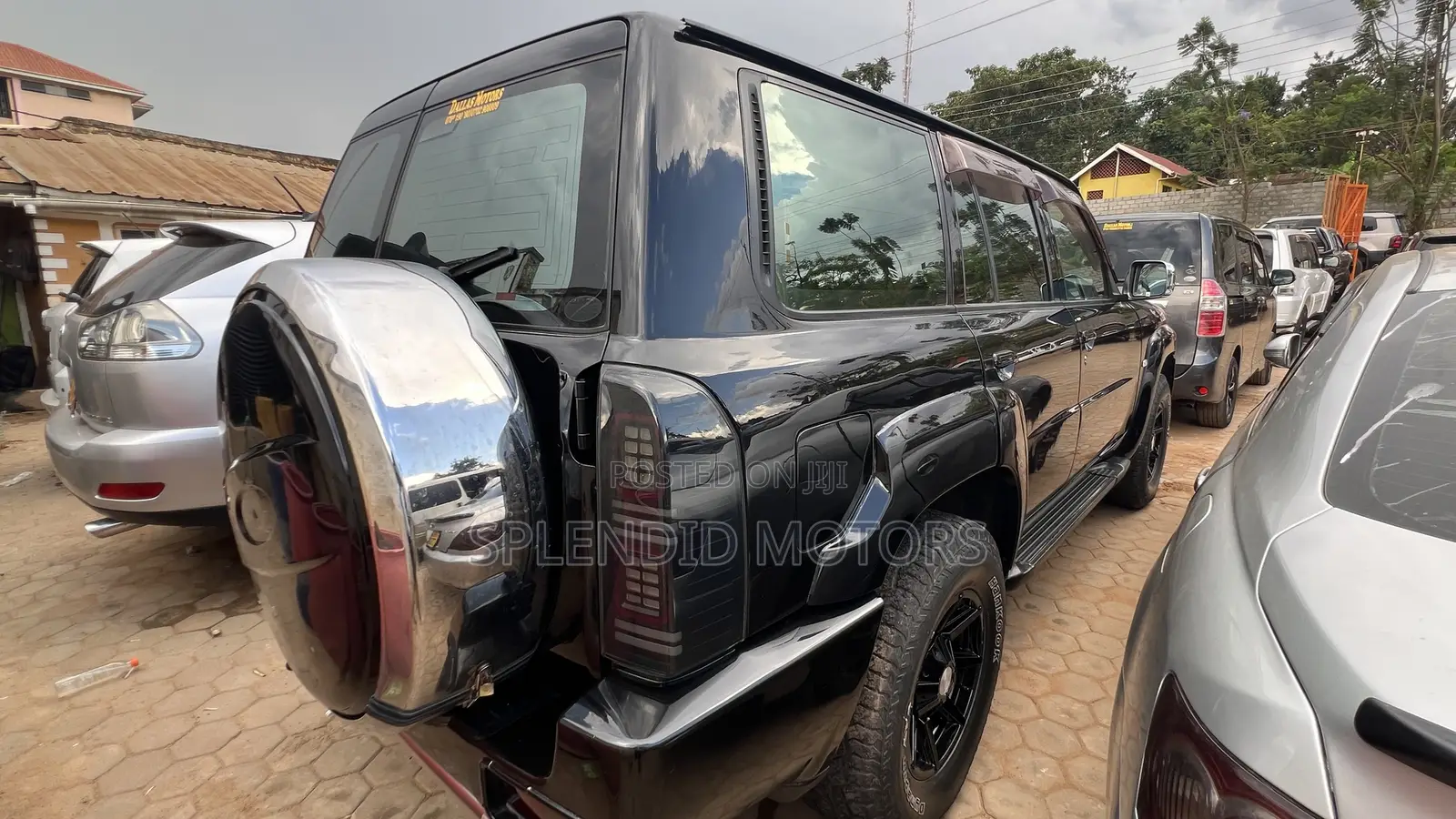 Nissan Patrol 2010 Black