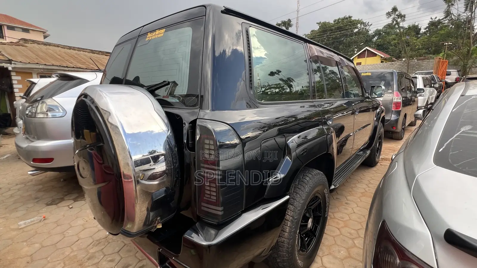 Nissan Patrol 2010 Black