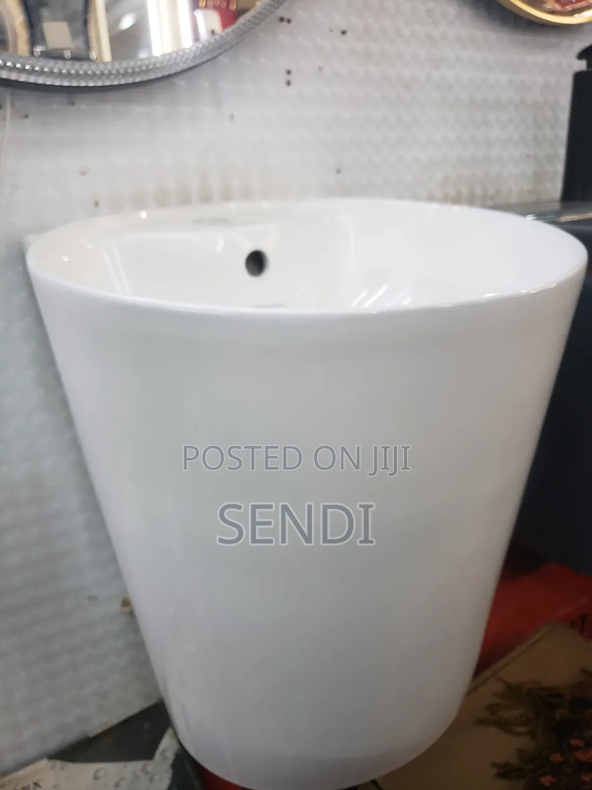 Wall Huny Ceramic Washbasin