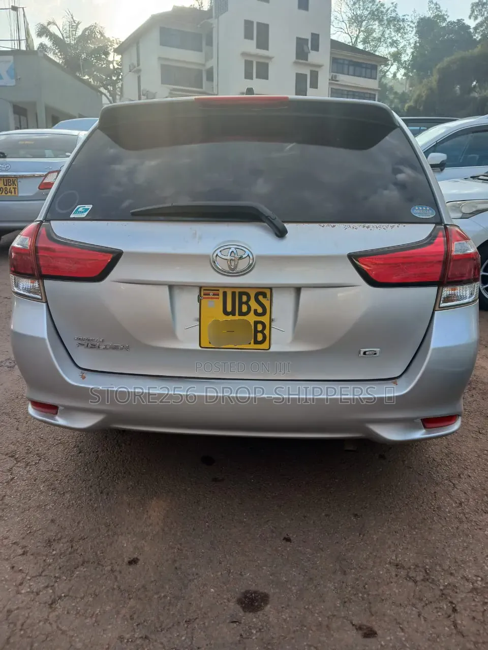 Toyota Corolla Fielder 1.5 Hybrid FWD 2014 Silver