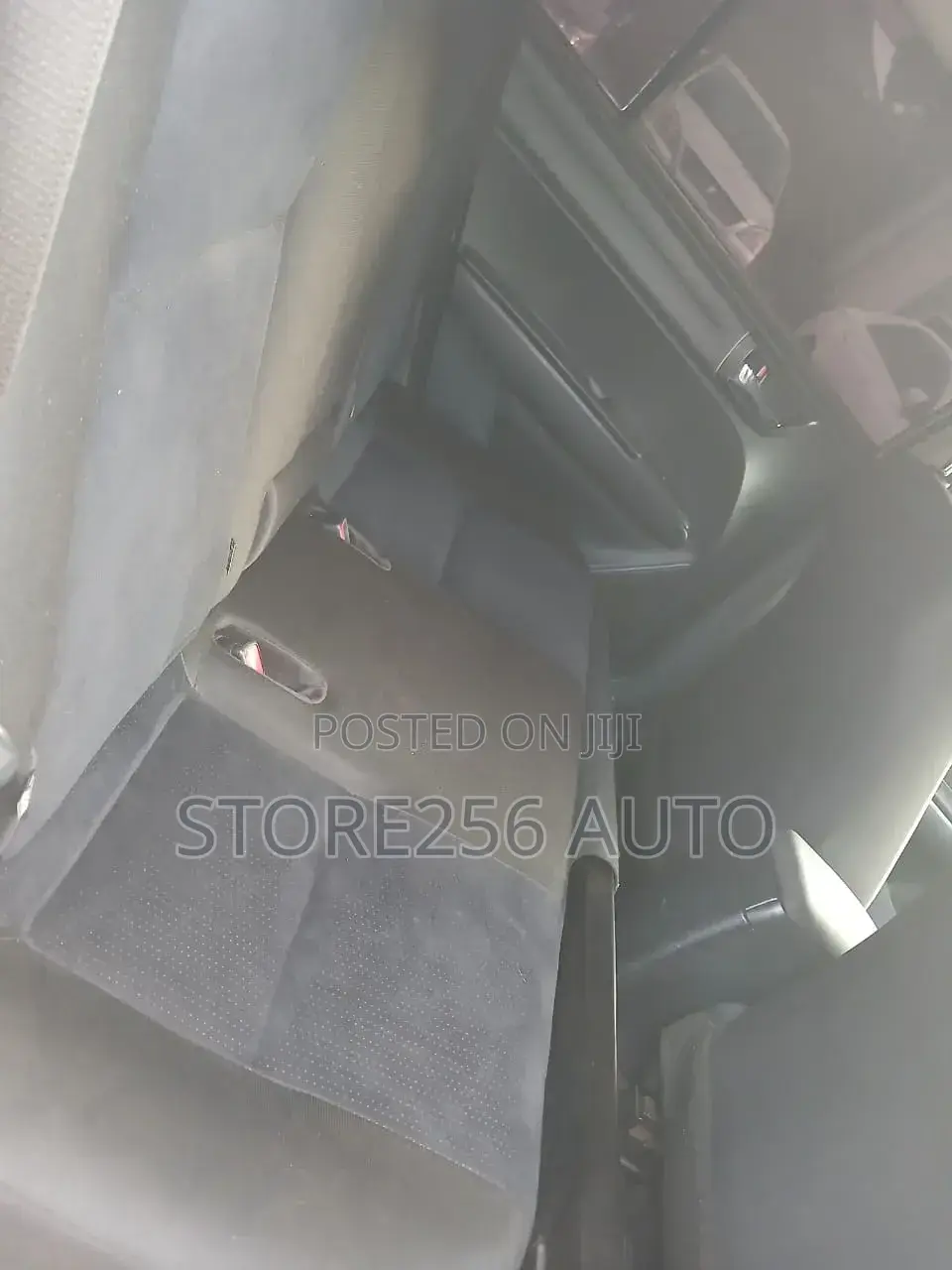 Toyota Corolla Fielder 1.5 Hybrid FWD 2014 Silver
