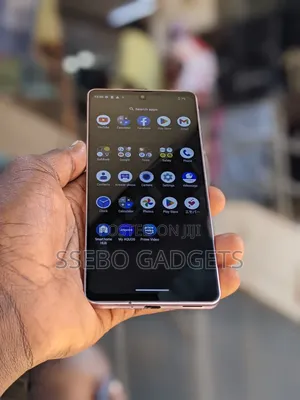 Sharp Aquos zero6 128 GB Purple