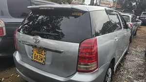 Toyota Wish 2006 Silver