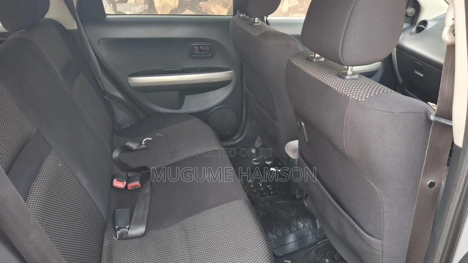 Toyota IST 2002 Silver