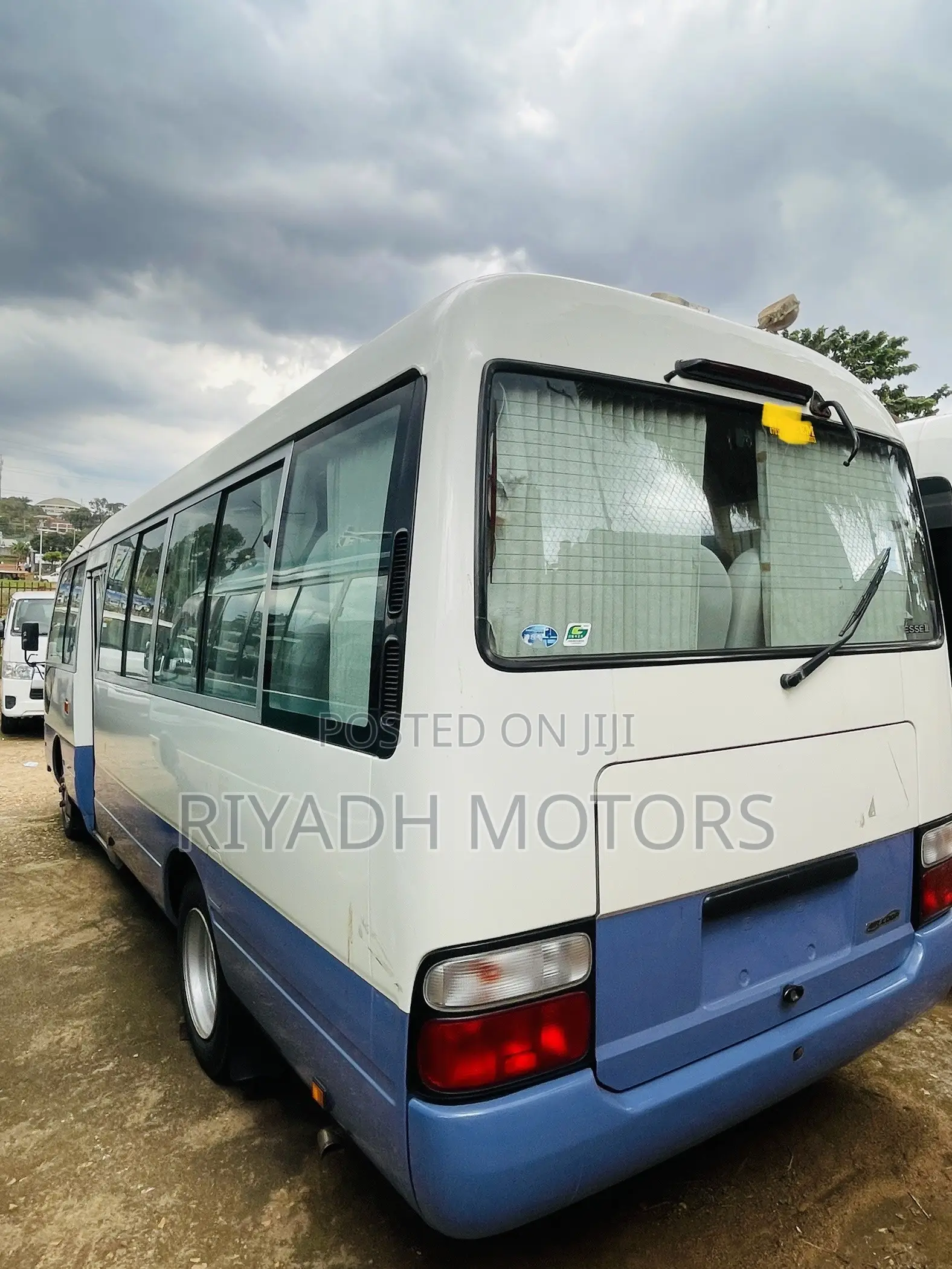 Toyota Coaster 2014 Blue