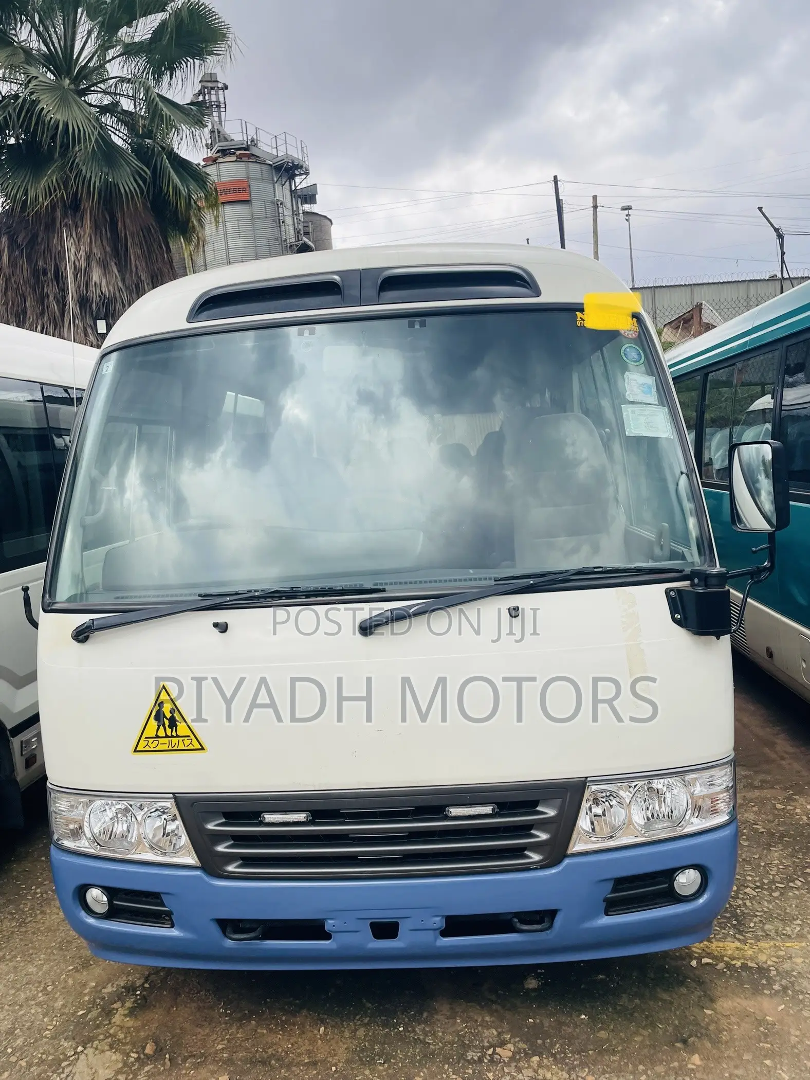 Toyota Coaster 2014 Blue