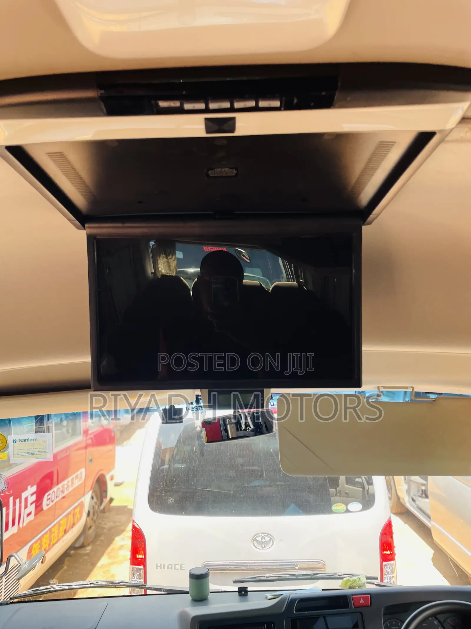 Toyota Coaster 2017 Silver