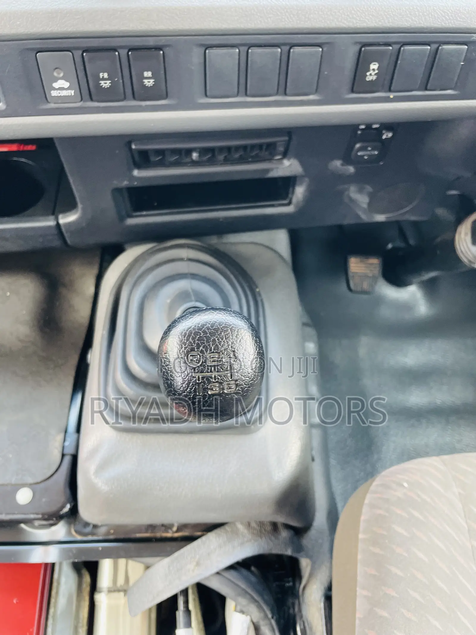 Toyota Coaster 2017 Silver