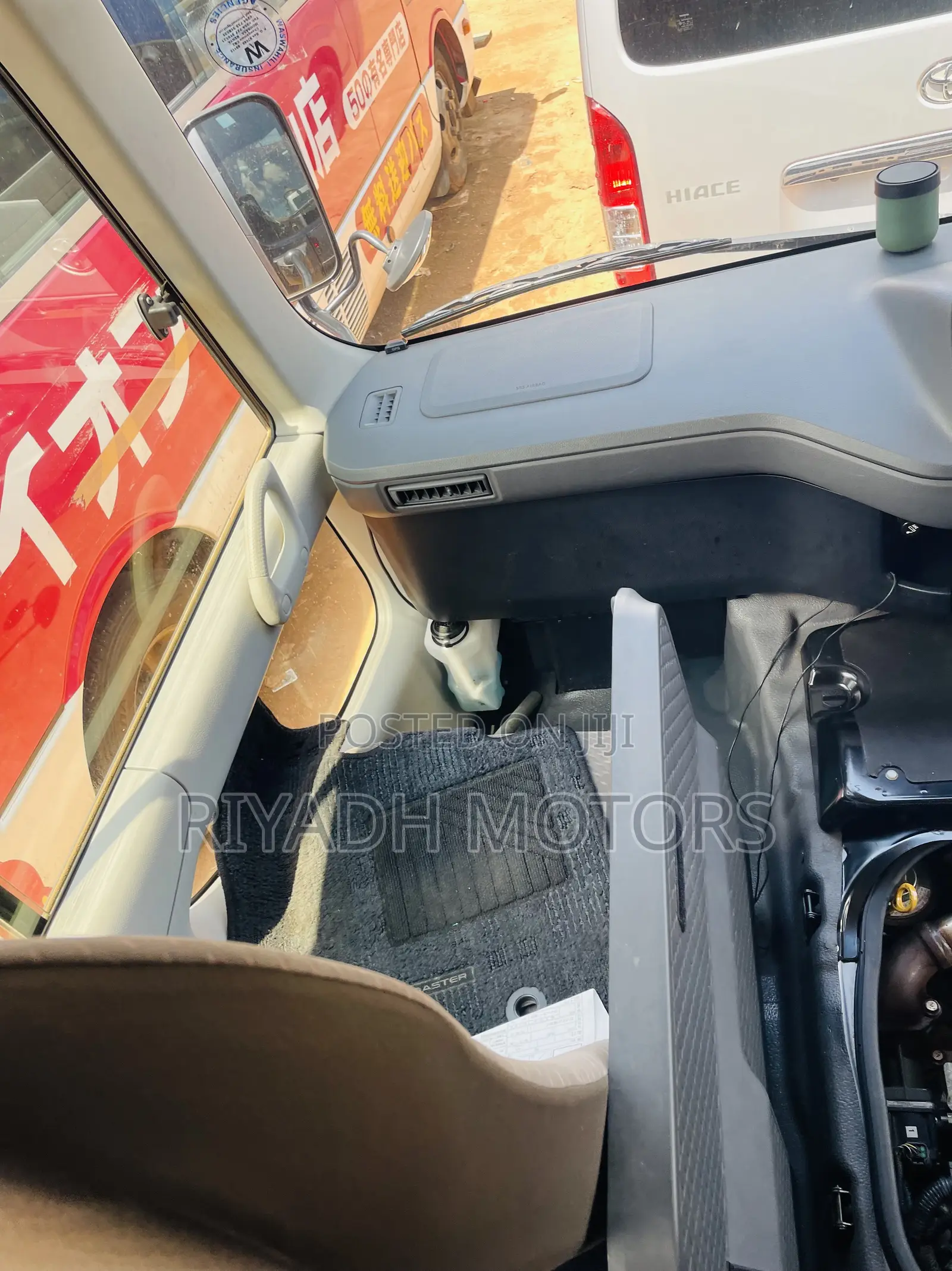 Toyota Coaster 2017 Silver