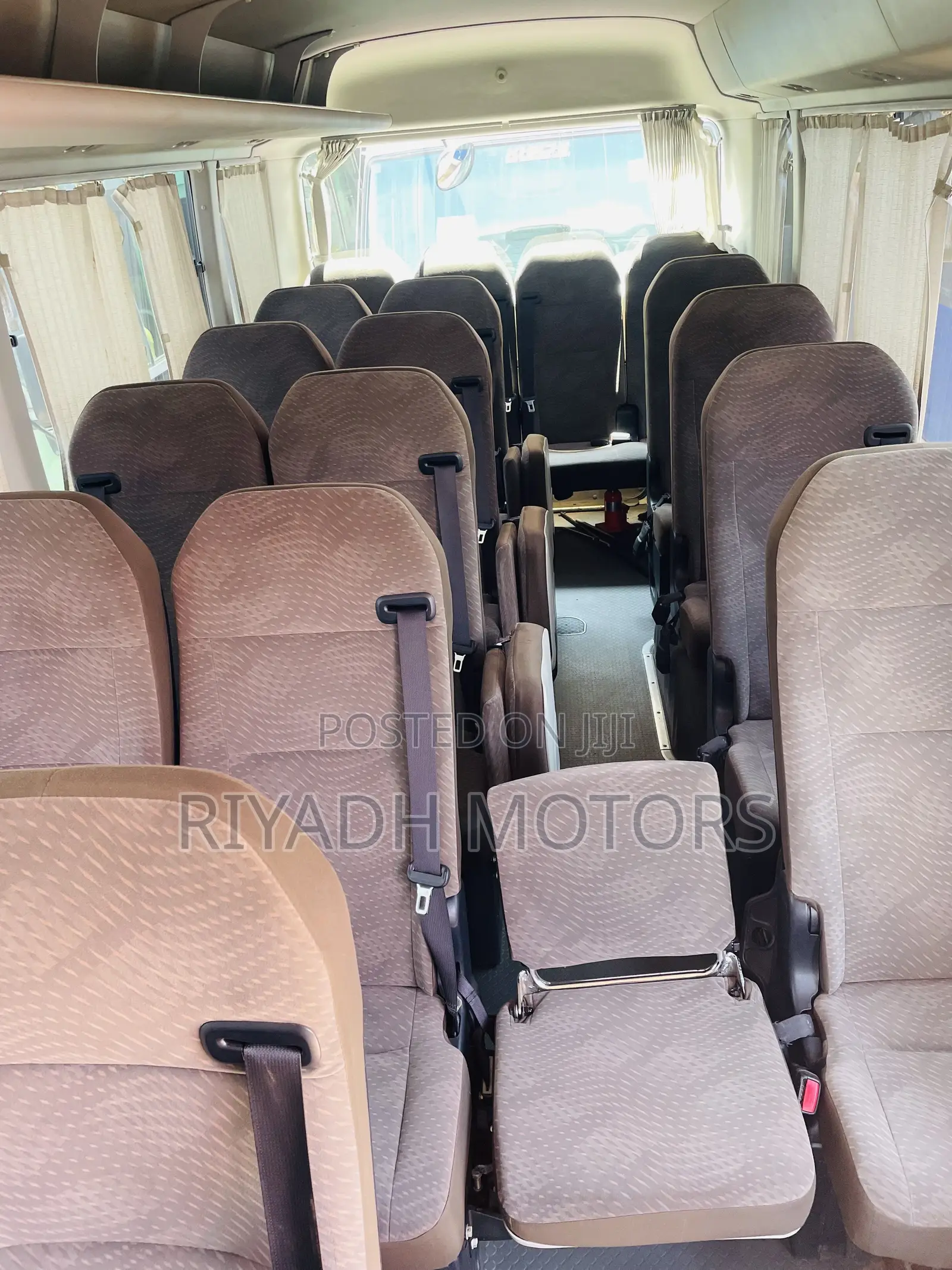 Toyota Coaster 2017 Silver
