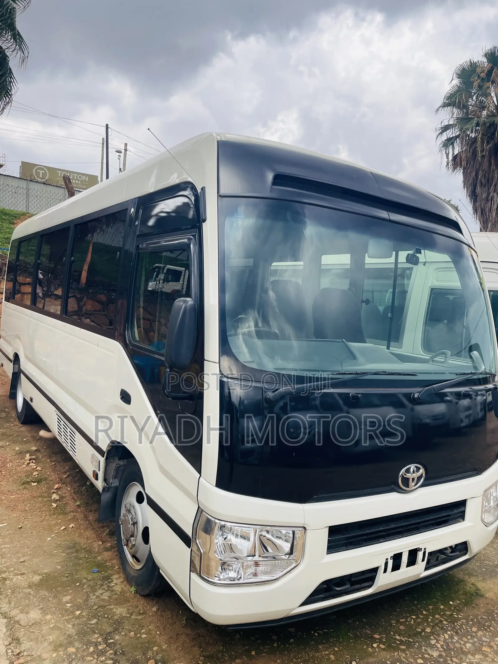 Toyota Coaster 2018 White