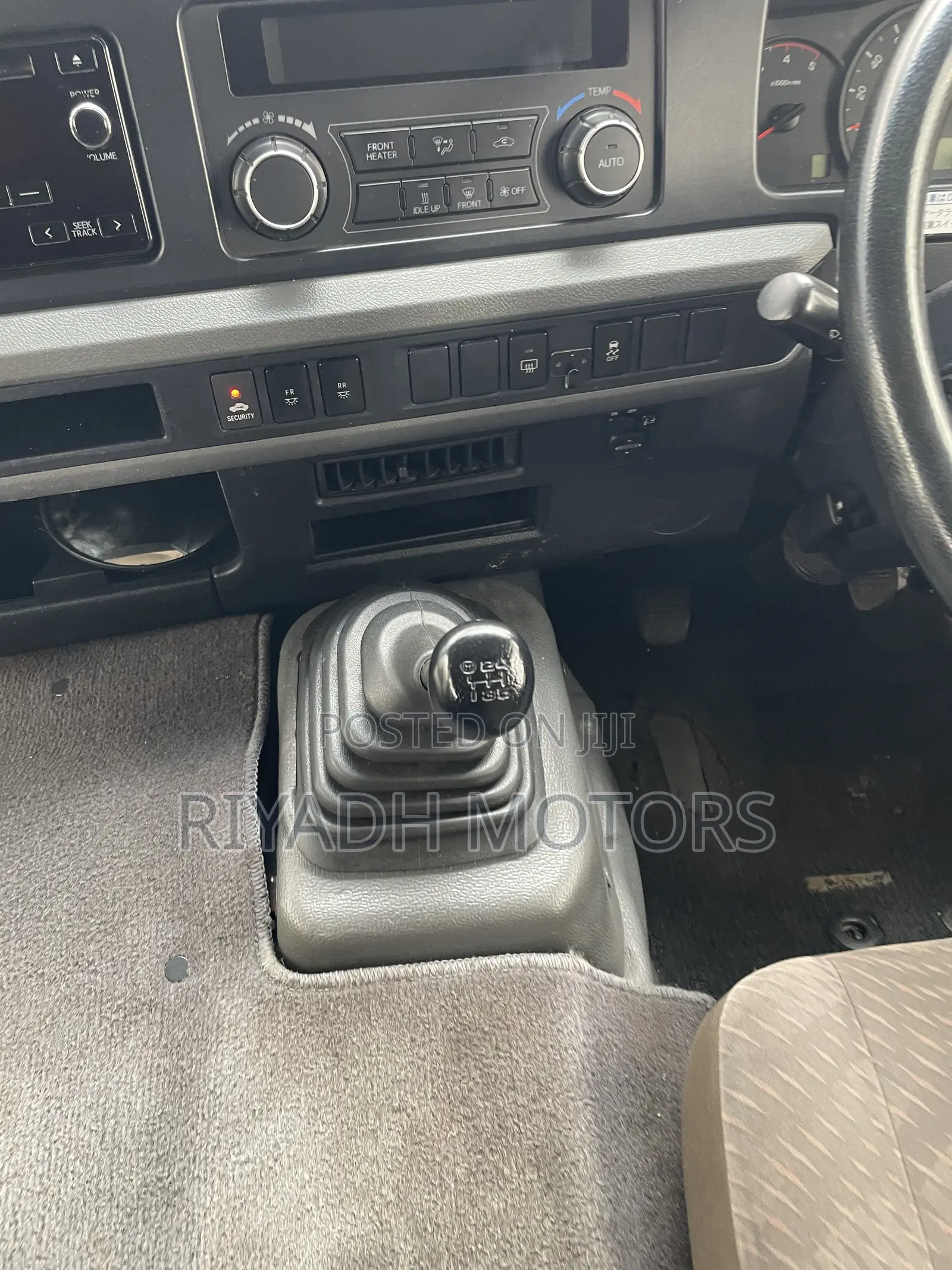 Toyota Coaster 2018 White