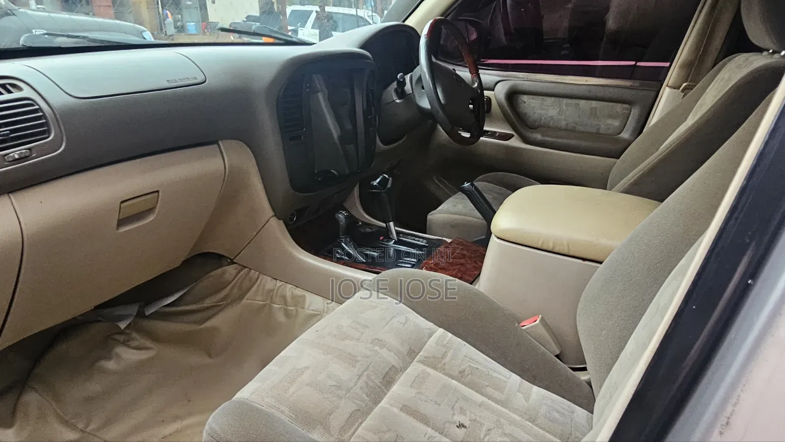 Toyota Land Cruiser Cygnus 4.7 2005
