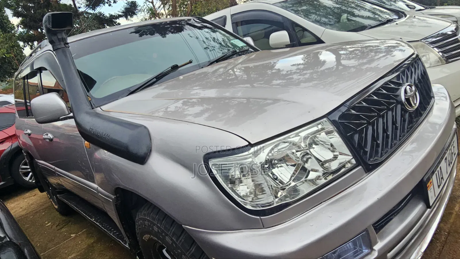 Toyota Land Cruiser Cygnus 4.7 2005