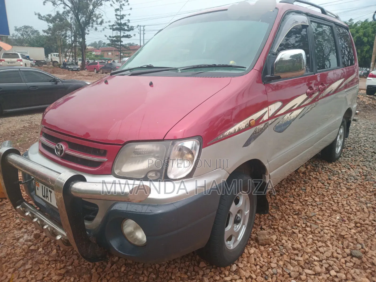 Toyota Noah 2001 Maroon