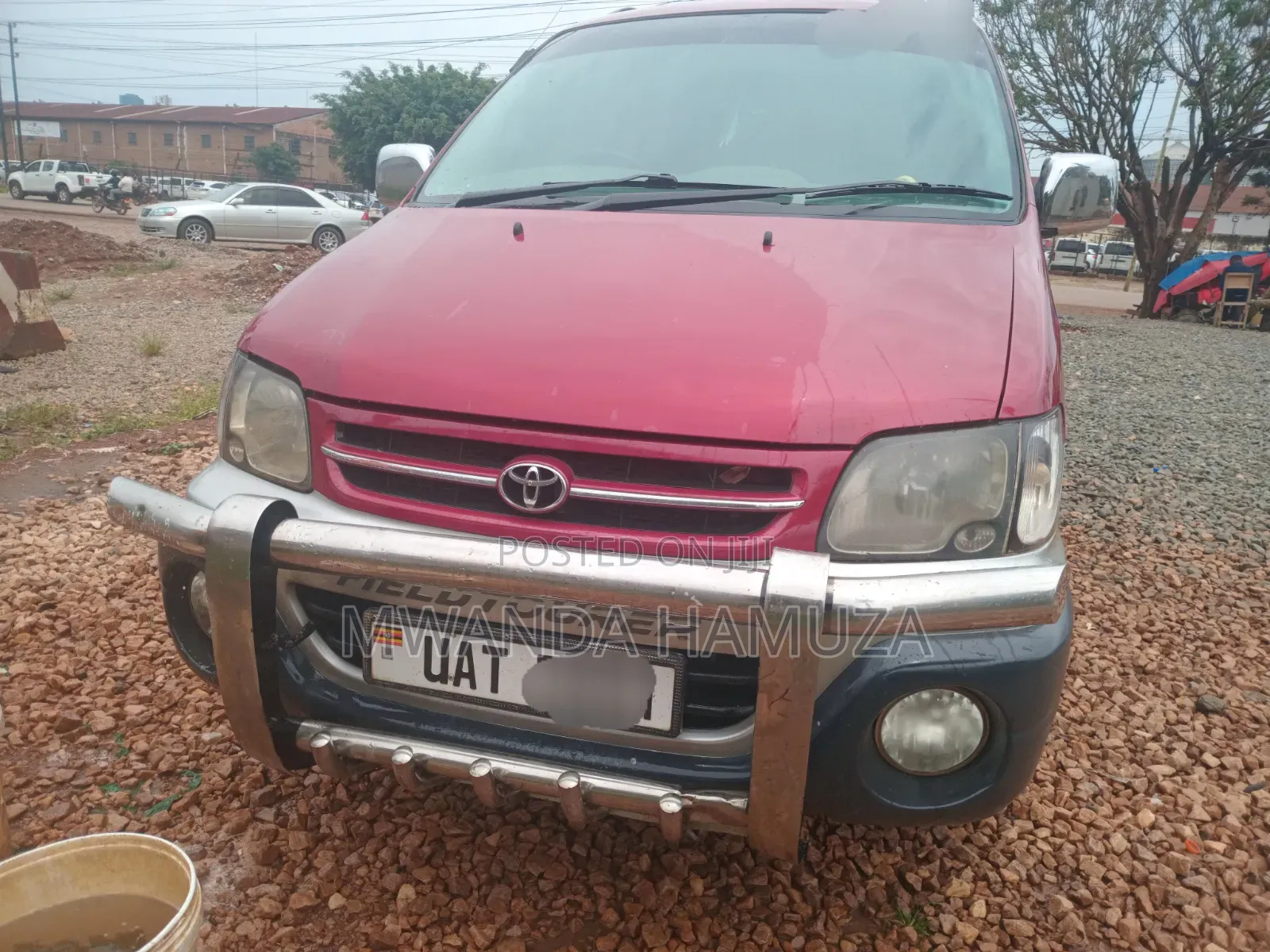 Toyota Noah 2001 Maroon