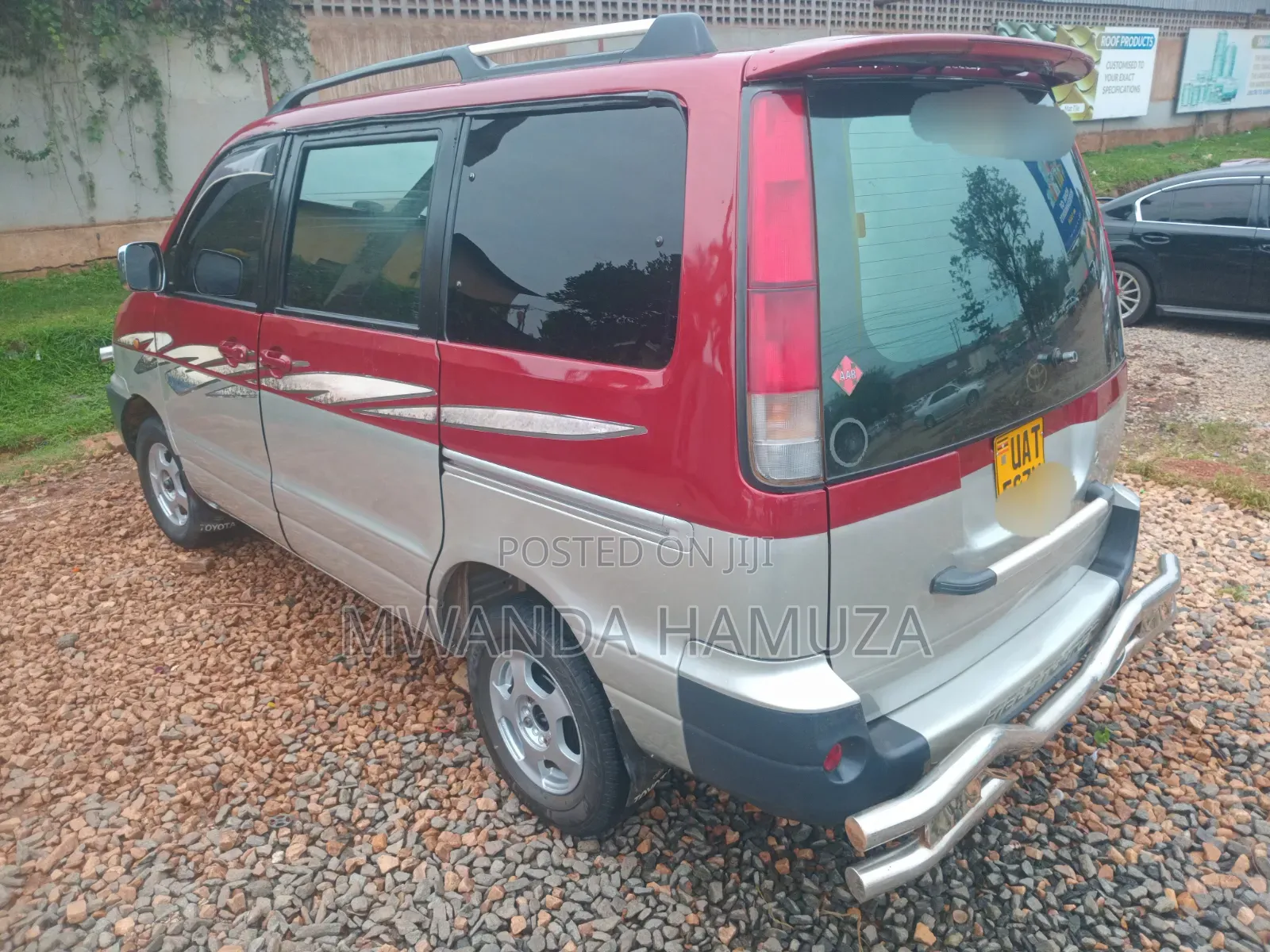 Toyota Noah 2001 Maroon