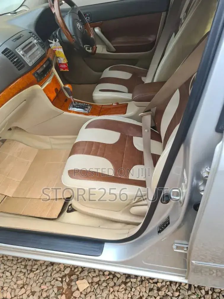 Toyota Premio 2006 Silver