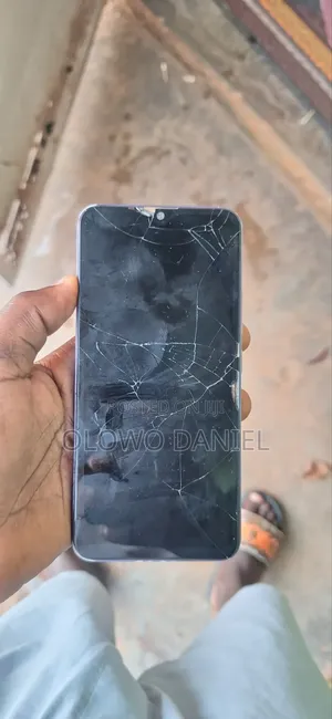 Vivo Y19 128 GB Blue