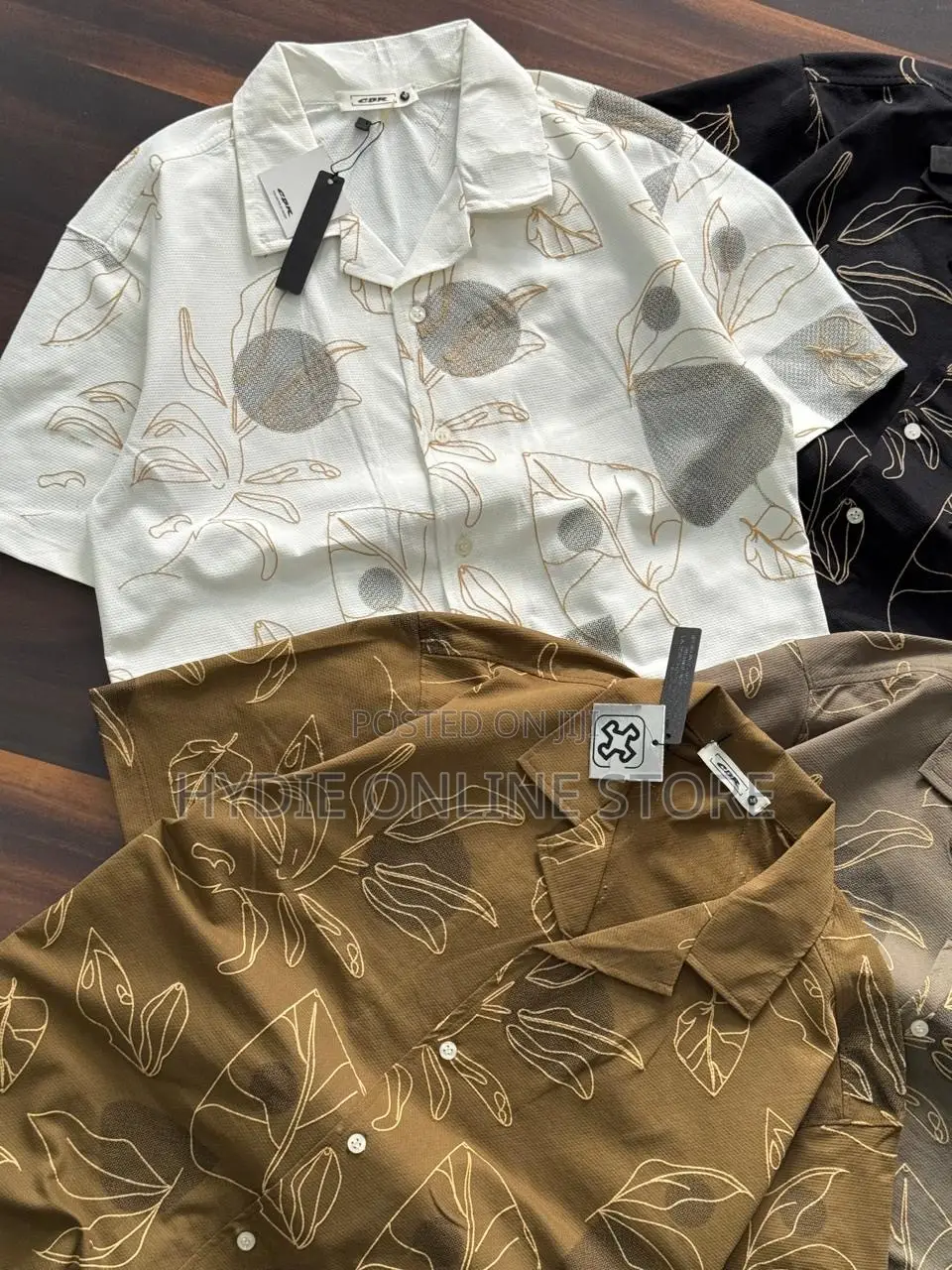 Premium Turkish Floral-Designed T-Shirts – Stylish & Comfortable 