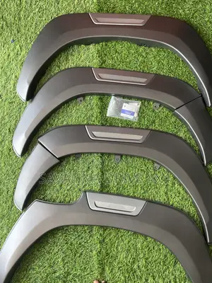 Fender Flares Hilux Revo