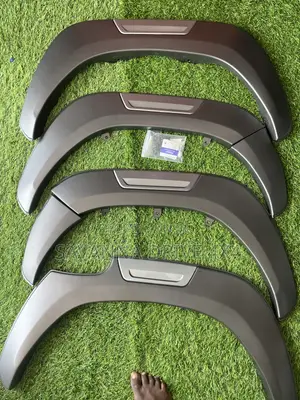 Fender Flares Hilux Revo