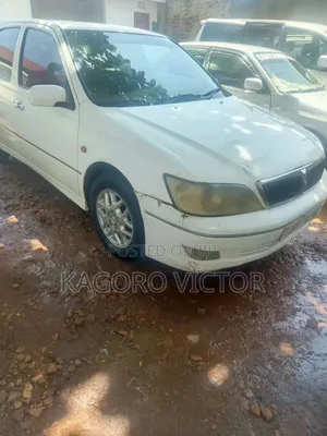 Toyota Vista 2000 White
