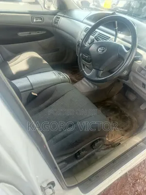 Toyota Vista 2000 White