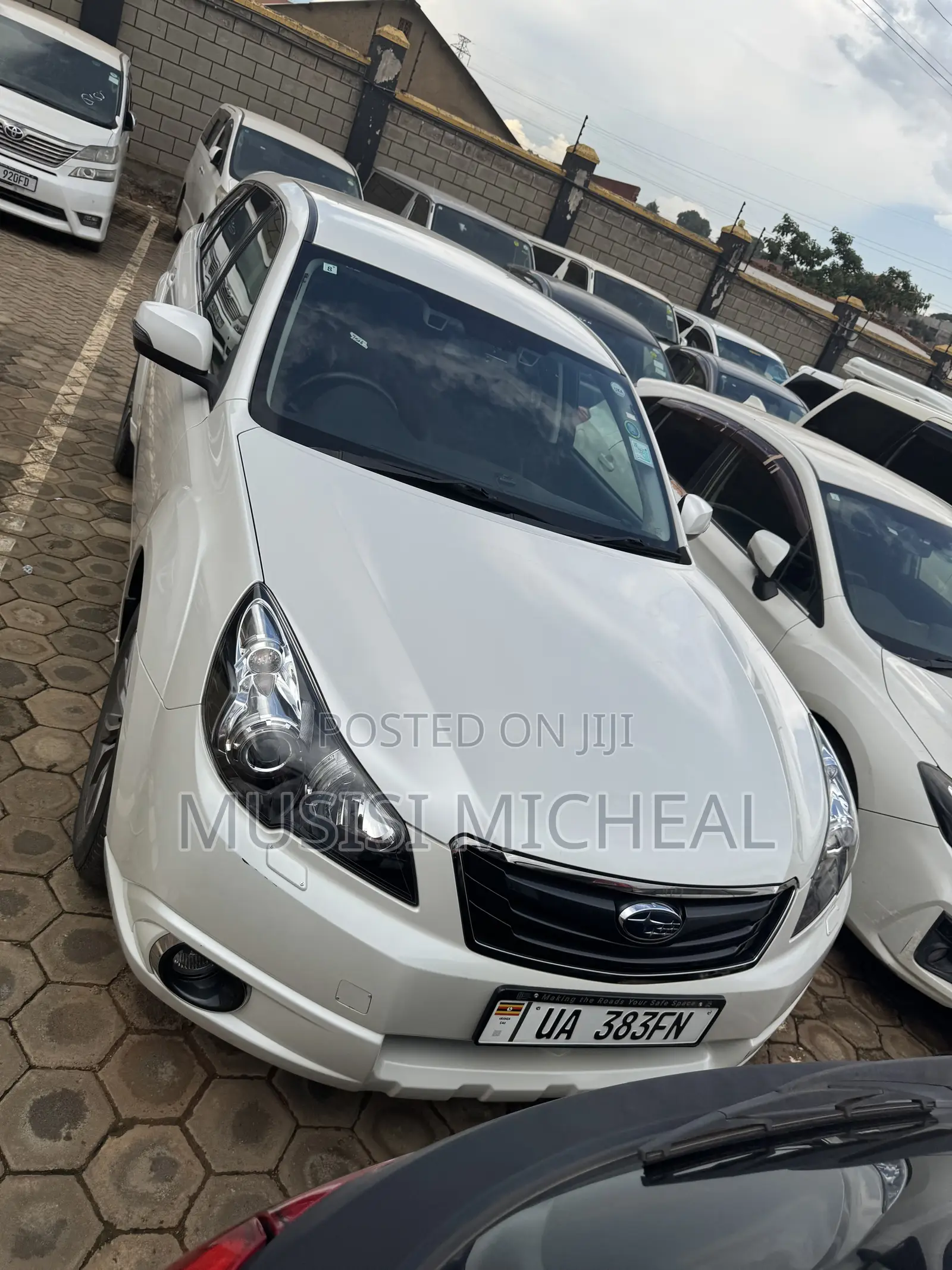 Subaru Outback 2.5i Limited 2012 White