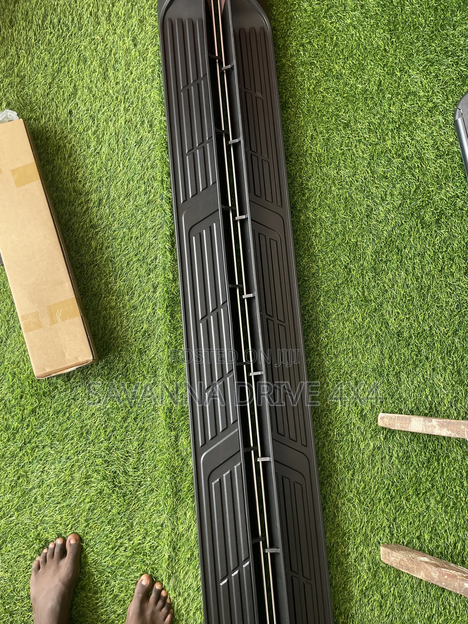 Side Steps Hilux Revo