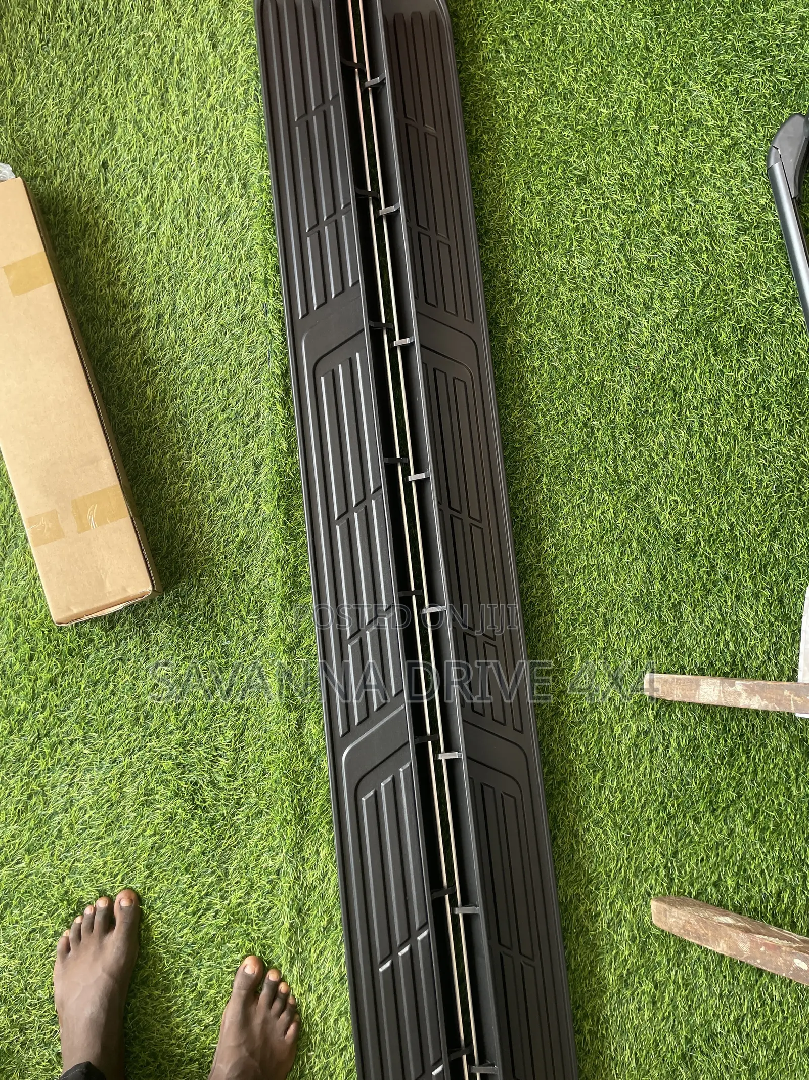 Side Steps Hilux Revo