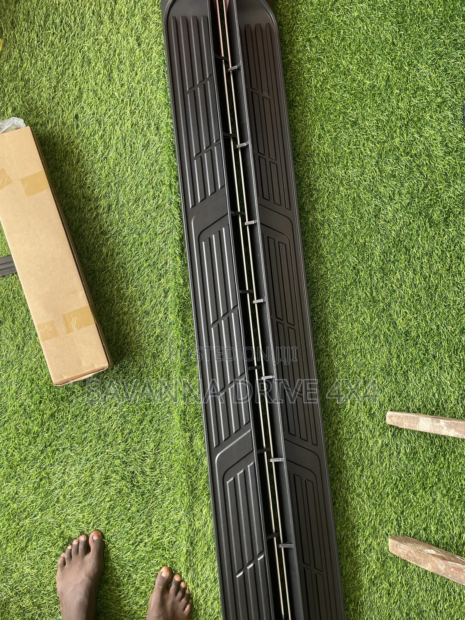 Side Steps Hilux Revo