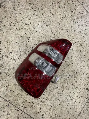 Noah Taillight 2012