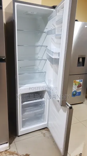 Hisence 341 Fridge With Water Dispenser
