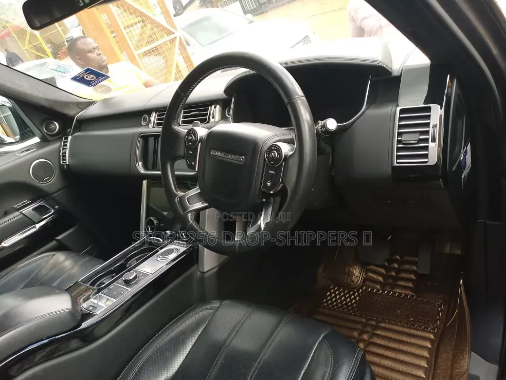 Land Rover Range Rover Vogue 2016 Black