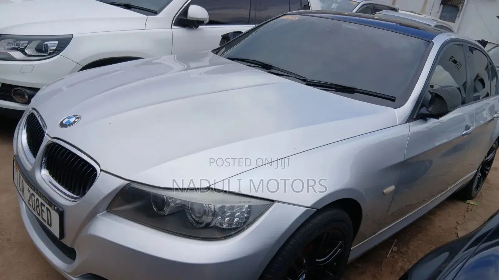 BMW 320i 2011 Silver