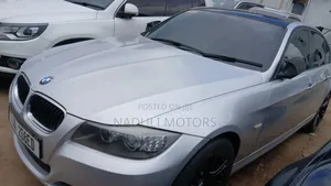 BMW 320i 2011 Silver